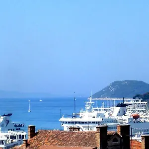 Port View-5 Min From Center Apartment